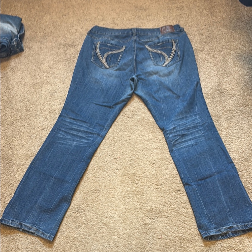 Ariya Women's Boot Cut Blue Jeans